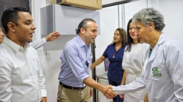 Transformación de la red pública de salud de Cali, Alcalde Eder entrega IPS Luis H. Garcés renovada