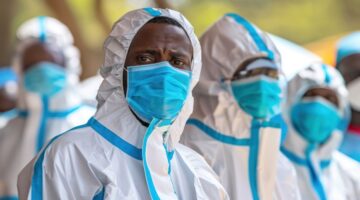 Uganda inicia ensayo de vacuna contra el ébola tras brote mortal en Kampala