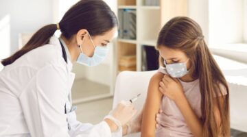 Vacuna Moderna si ayudaría a prevenir la covid-19 en niños