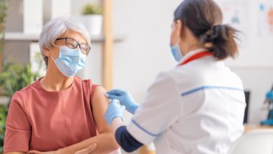 Vacuna contra la influenza evitaría la aparición del alzheimer en adultos mayores