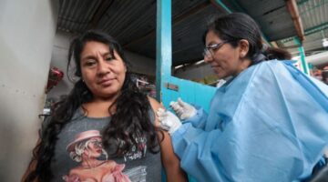 Minsa logra administrar más de 3.5 millones de vacunas contra influenza y neumococo en seis meses