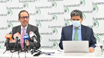 Vacunacion irregular Bogota y Bucaramanga Supersalud