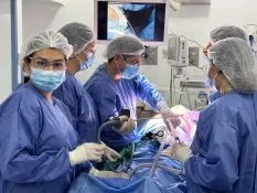 Éxito en cirugía robótica: Instituto Nacional de Cancerología registró 1.000 intervenciones con el robot ‘Da Vinci’