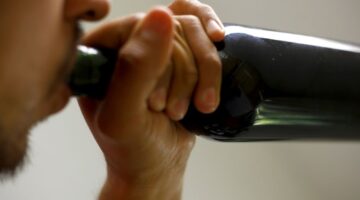 Identifican molécula para tratar el alcoholismo