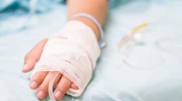 descubren medicamentos LMA infantil