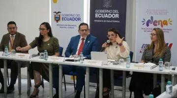 Ecuador aprueba planificación de acciones integrales para prevenir el embarazo adolescente hasta 2035