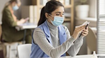 el 56.2 colombianos vacuna insegura