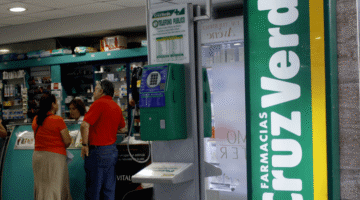 Cruz Verde, Pfizer y Cafam niegan haber vendido medicamentos por encima del precio regulado