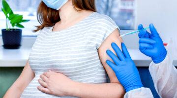 habilitan 6 puestos de vacunacion para gestantes en Bogota