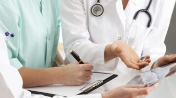 Más de 50 Hospitales y clínicas tienen deudas con proveedores