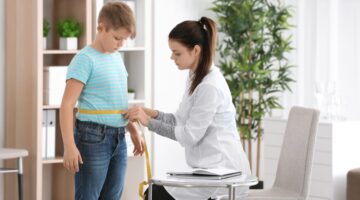 metformina beneficiosa niños obesidad