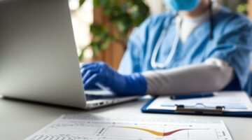 reporte del Talento Humano en Salud que atiende pacientes COVID-19