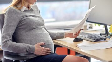 Se debe garantizar estabilidad laboral de mujeres embarazadas sin importar el tipo de contrato- Sentencia Corte Constitucional