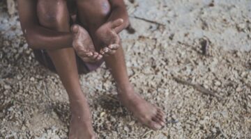 Alarmantes cifras revelan que 1.400 millones de niños en el mundo carecen de protección social básica