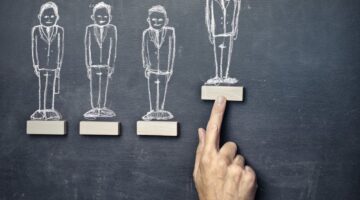 Regresa la Meritocracia a la eleccion de Directores de ESE