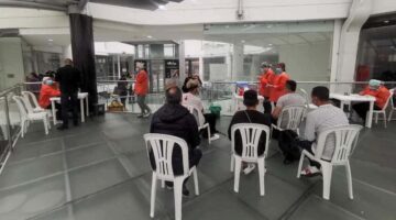 vacunacion contra covid-19 llega al 50 por ciento Bogota