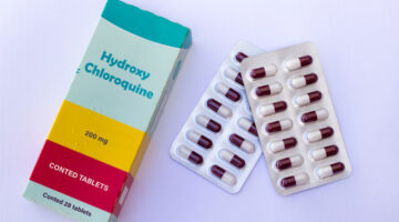¿Por qué la OMS decidió reanudar los ensayos con hidroxicloroquina