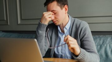 ¿Qué es el síndrome Visual informático- Síntomas y diagnóstico